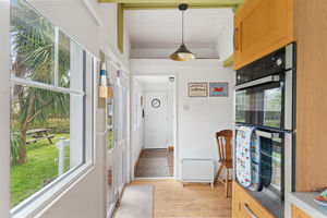 Photo 28- click for photo gallery